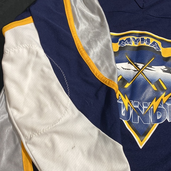 Vintage 90s Hockey Jersey - Picture 4 of 13